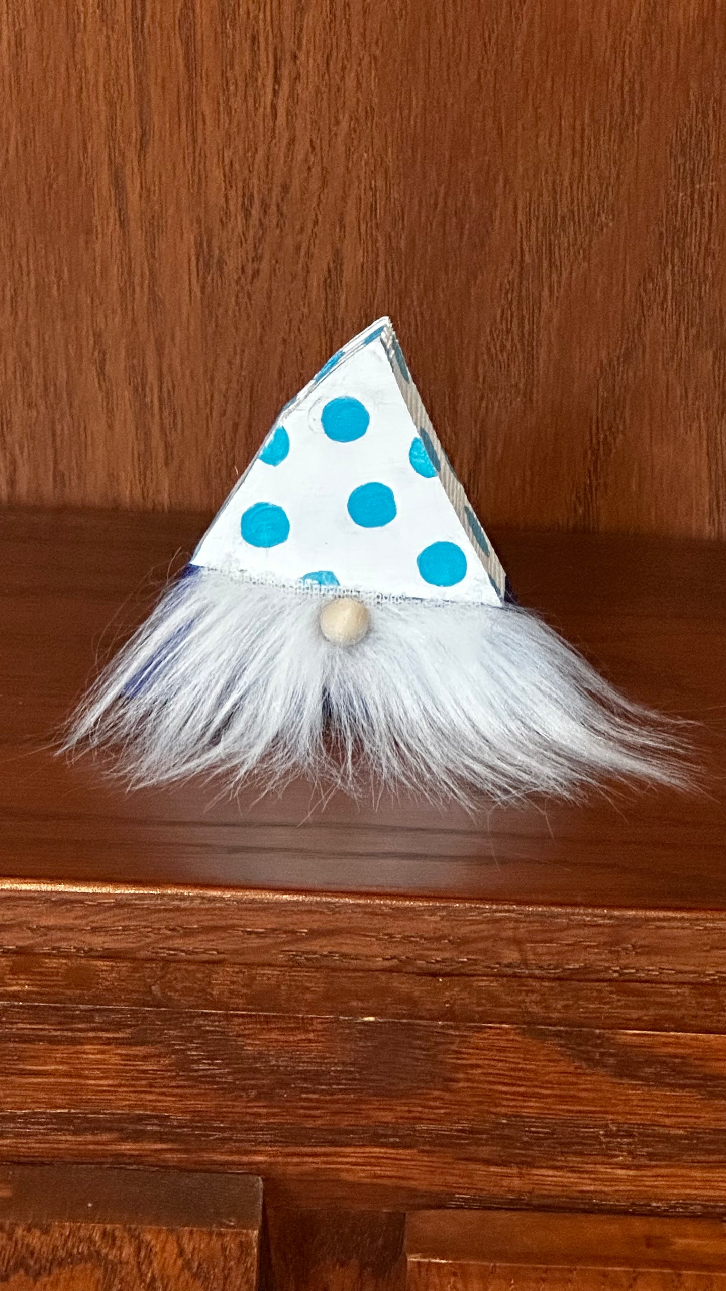 Gnome -Blue Dots