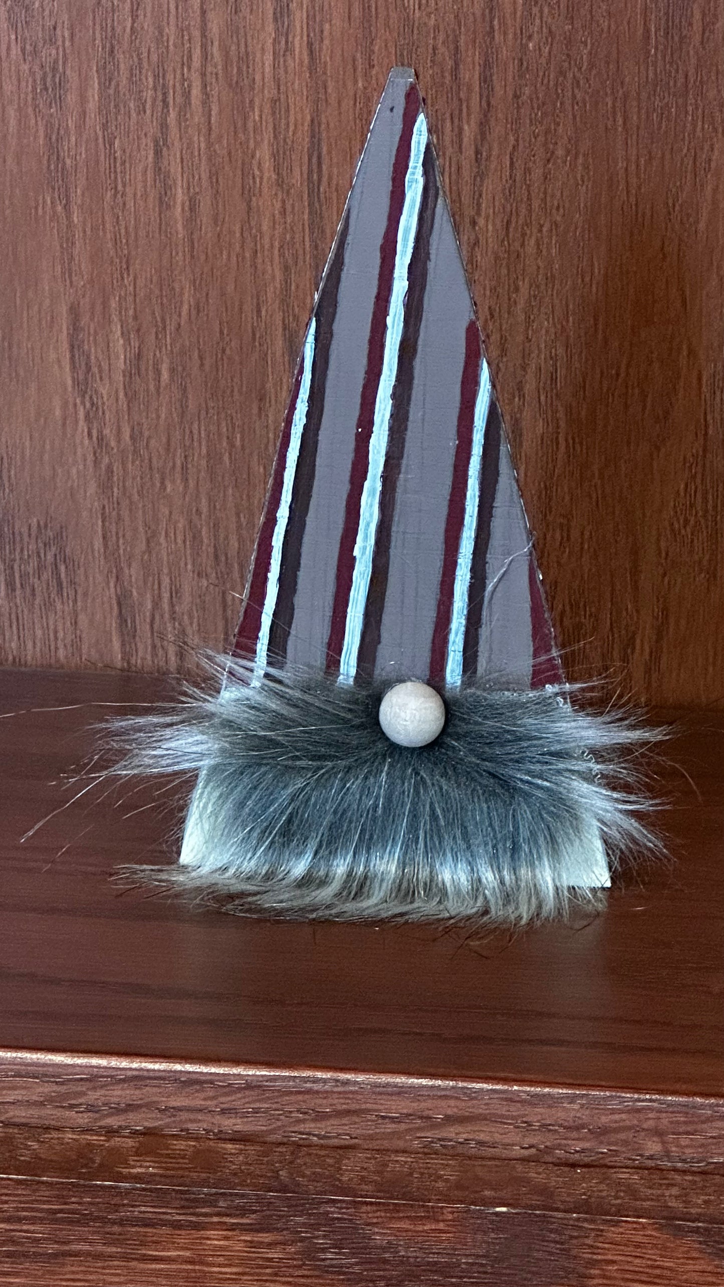 Gnome - Brown Abercrombie Stripes