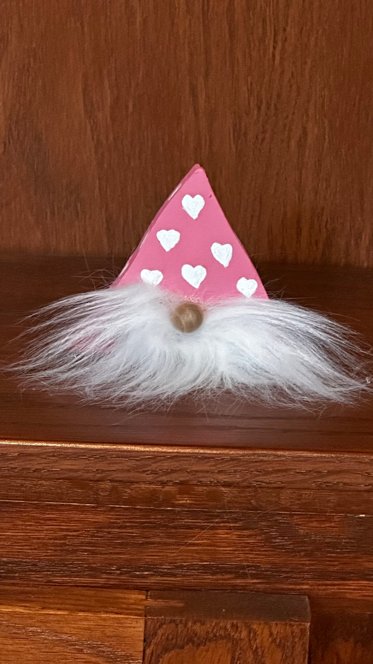 Gnome - Pink and White
